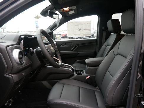 New 2026 Chevrolet Colorado LT w/ LT Convenience Package AWD/4WD image 15