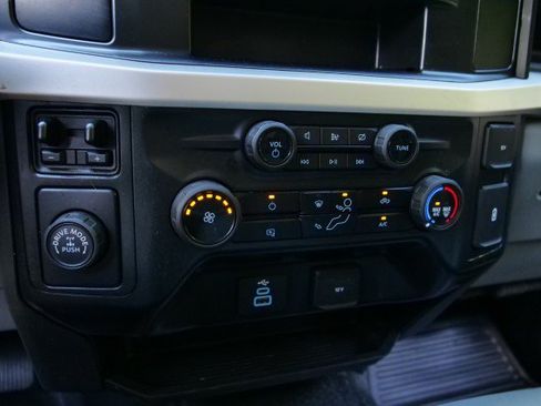 Used 2023 Ford F350 XL RWD image 17