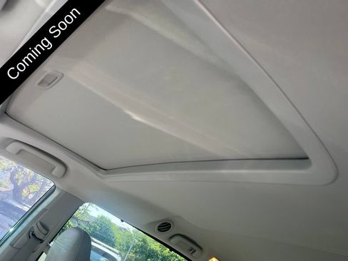 Used 2020 Toyota Sienna XLE FWD image 12