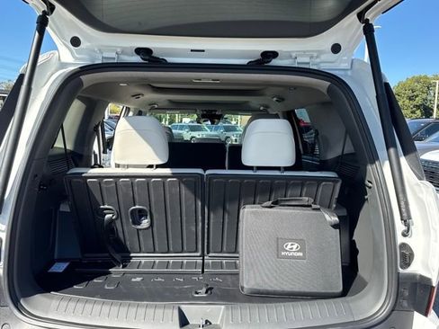 New 2026 Hyundai Santa Fe Limited FWD image 11