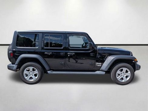 Used 2020 Jeep Wrangler Unlimited Sport S AWD/4WD image 3