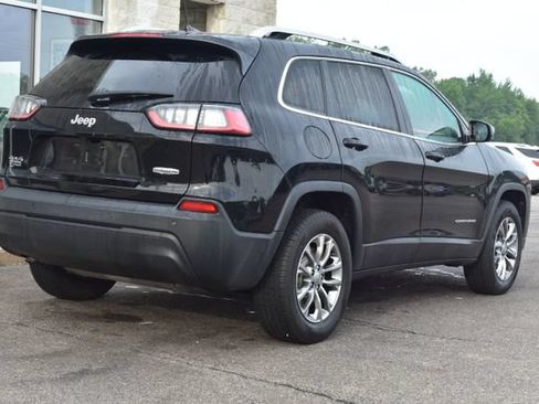 Used 2021 Jeep Cherokee Latitude Plus AWD/4WD image 14