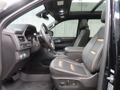Used 2024 GMC Yukon AT4 image 9