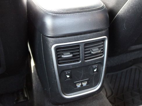 Used 2020 Dodge Charger SXT w/ Leather Interior Group RWD image 41