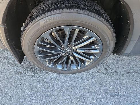 Used 2022 Lexus RX 350L Premium image 11