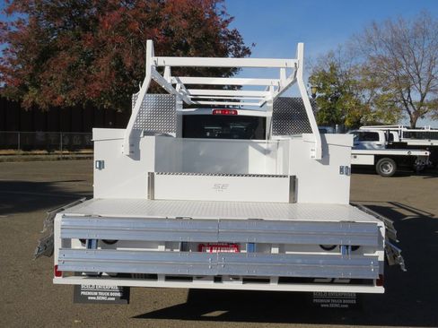 New 2023 RAM 4500 Tradesman w/ Chrome Appearance Group image 41
