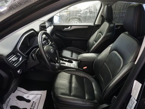 Used 2022 Ford Escape SEL w/ Technology Package image 23