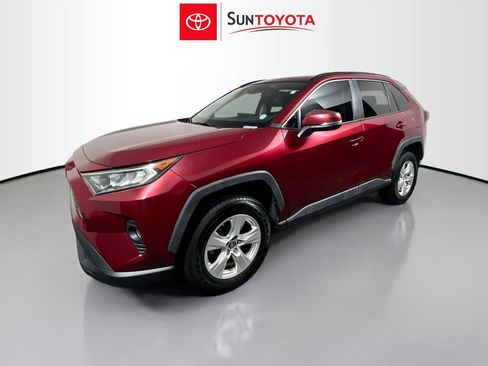 Used 2019 Toyota RAV4 XLE FWD image 9