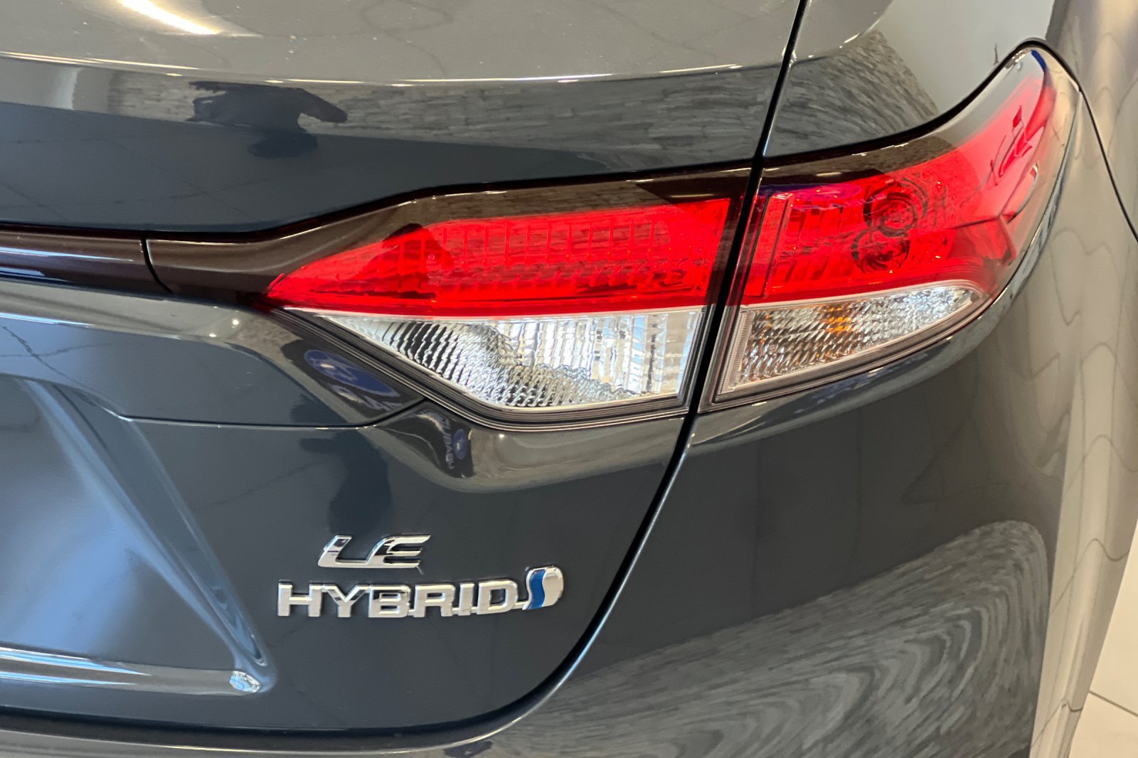 Used 2024 Toyota Corolla LE FWD image 23