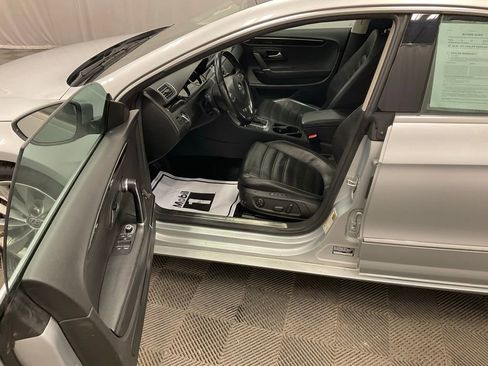 Used 2013 Volkswagen CC Executive image 6