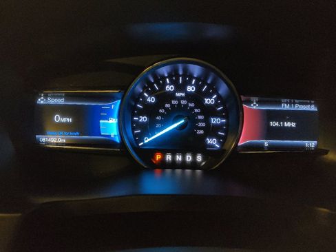 Used 2019 Ford Explorer XLT w/ Equipment Group 202A FWD image 23