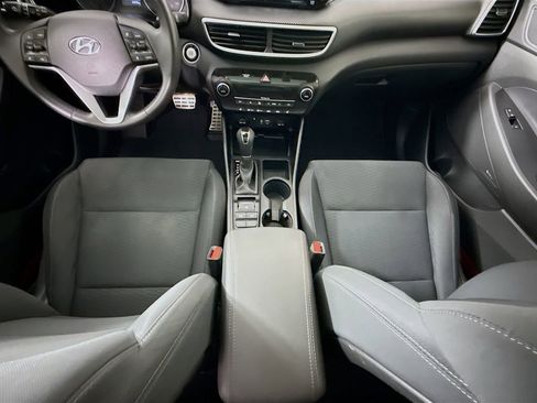 Used 2019 Hyundai Tucson Night image 16