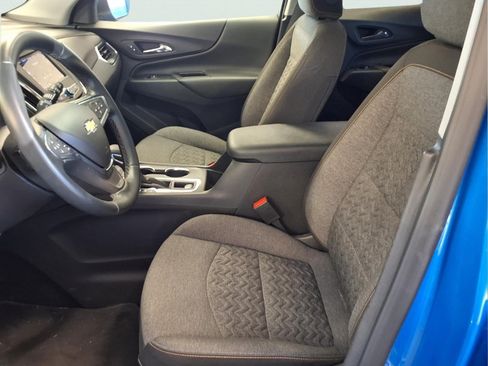 Certified 2024 Chevrolet Equinox LT FWD image 9