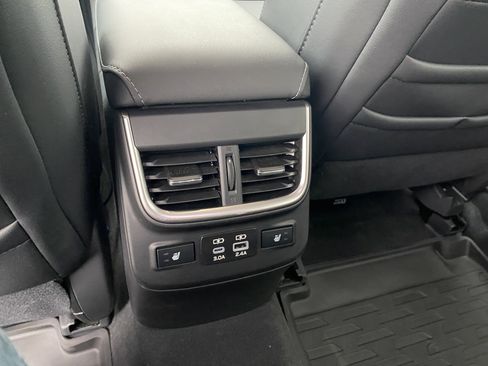 Used 2025 Subaru Outback Limited image 30