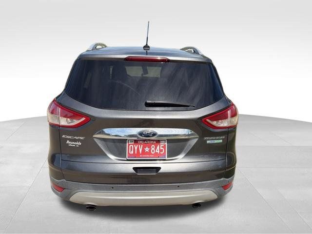 Used 2016 Ford Escape Titanium FWD image 4