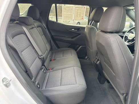 Used 2025 Chevrolet Equinox LT FWD image 23