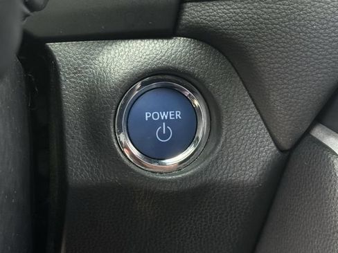 Used 2022 Toyota RAV4 XSE AWD/4WD image 25