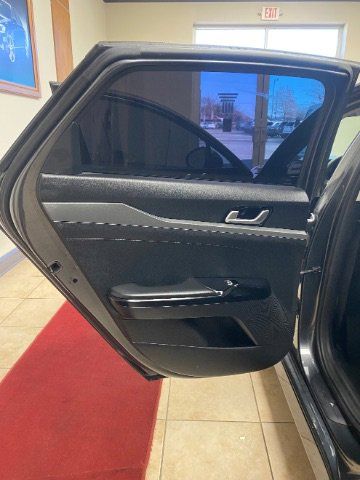 Used 2021 Kia K5 LXS FWD image 15