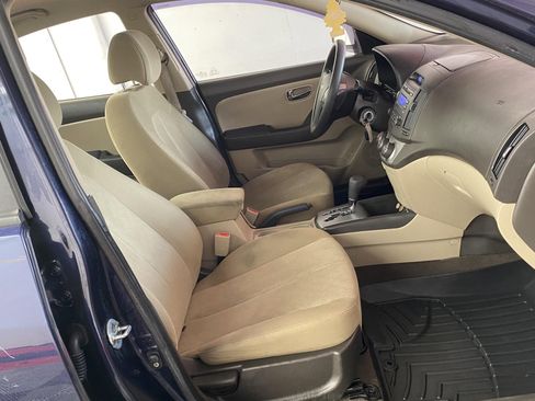 Used 2010 Hyundai Elantra GLS FWD image 9