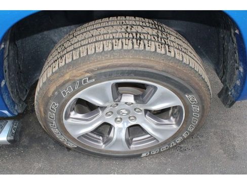 Used 2022 RAM 1500 Laramie image 9