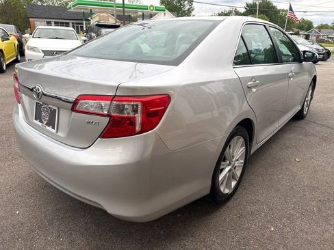 Used 2012 Toyota Camry XLE FWD image 5