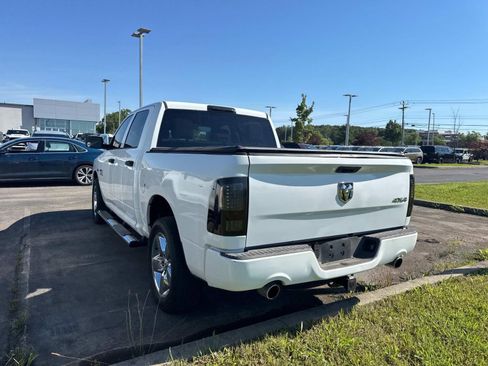 Used 2018 RAM 1500 Express w/ Express Value Package AWD/4WD image 6