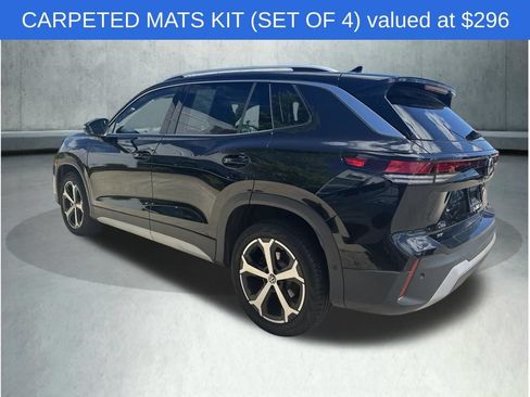 Used 2025 Volkswagen Tiguan SE AWD/4WD image 4