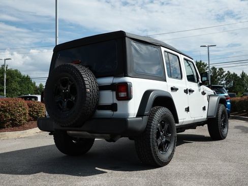 Used 2022 Jeep Wrangler Unlimited Sport AWD/4WD image 6