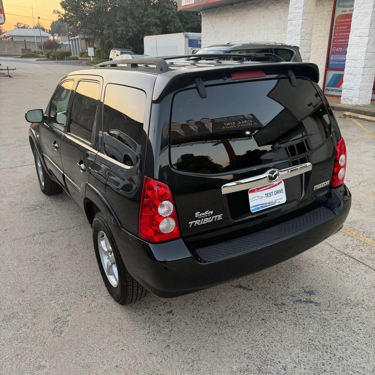 Used 2005 MAZDA Tribute s FWD image 4