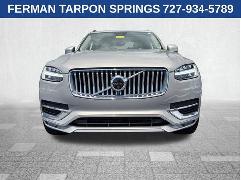 Certified 2023 Volvo XC90 B5 Plus AWD/4WD image 3