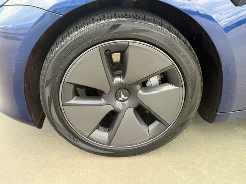 Used 2021 Tesla Model 3 Standard Range Plus RWD image 14