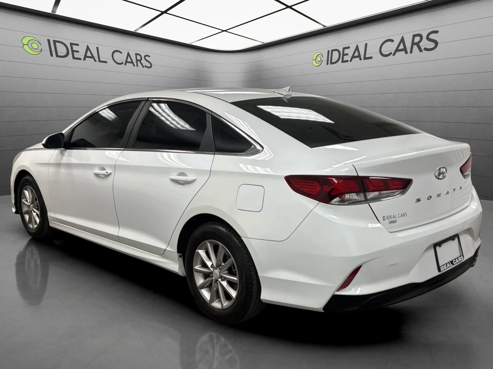 Used 2018 Hyundai Sonata SE w/ Cargo Package FWD image 7