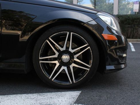 Used 2014 Mercedes-Benz C 350 4MATIC Coupe image 4