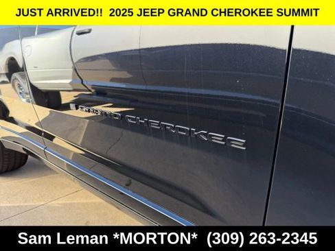 New 2025 Jeep Grand Cherokee Summit image 5