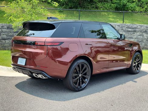 New 2025 Land Rover Range Rover Sport Autobiography AWD/4WD image 2