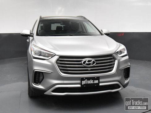 Used 2017 Hyundai Santa Fe Limited image 48