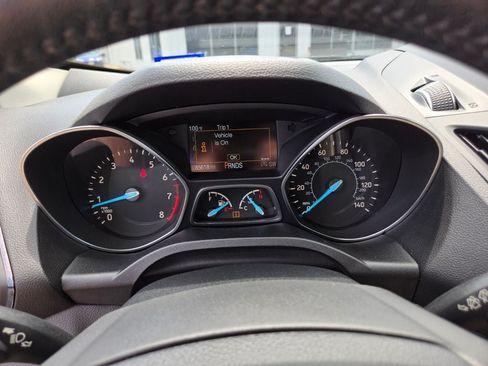 Used 2019 Ford Escape Titanium AWD/4WD image 34