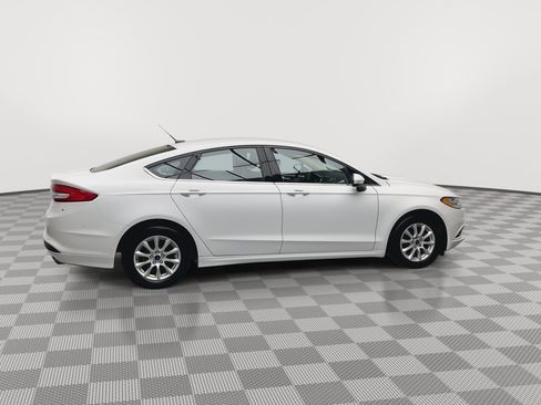 Used 2017 Ford Fusion S image 30