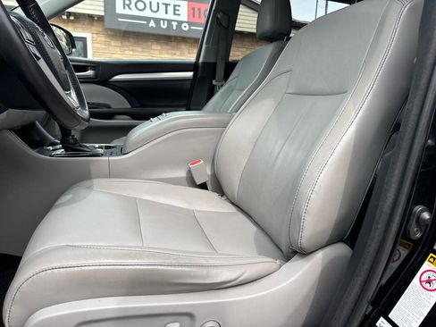 Used 2015 Toyota Highlander XLE AWD/4WD image 27