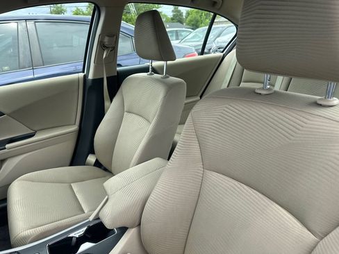 Used 2015 Honda Accord LX image 35