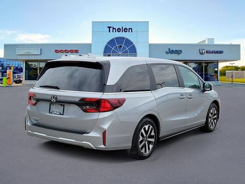 Used 2025 Honda Odyssey EX-L image 4