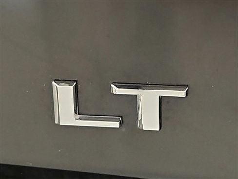 Used 2020 Chevrolet Silverado 1500 LT Trail Boss image 32