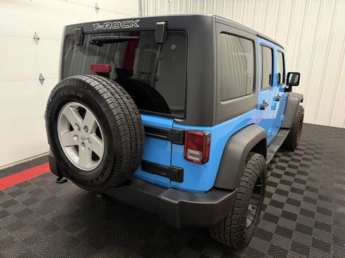 Used 2018 Jeep Wrangler Unlimited Sport S AWD/4WD image 21