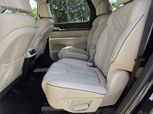Used 2020 Hyundai Palisade Limited FWD image 18