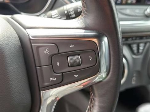 Certified 2022 Chevrolet Blazer Premier w/ Enhanced Convenience Package AWD/4WD image 12