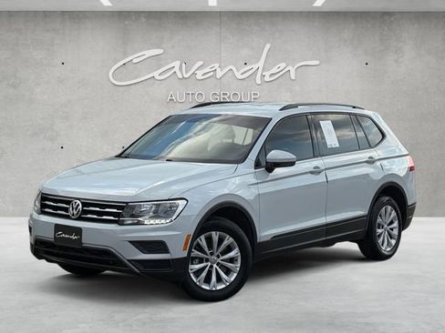 Used 2018 Volkswagen Tiguan S image 1