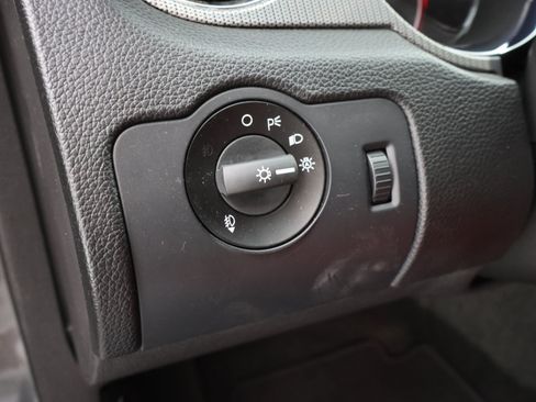 Used 2014 Ford Mustang GT Premium RWD image 36