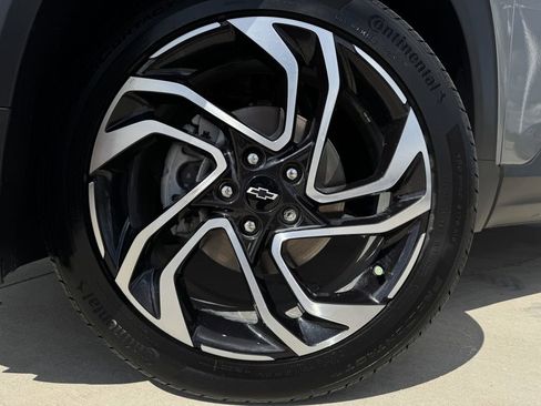 Used 2026 Chevrolet TrailBlazer RS w/ Convenience Package FWD image 9
