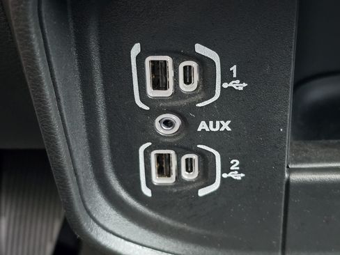 Used 2026 RAM 2500 Big Horn AWD/4WD image 14