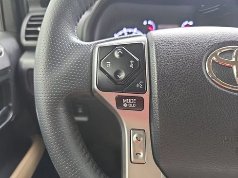 Used 2022 Toyota 4Runner SR5 RWD image 17